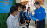 Bí thư Trung ương Đoàn thăm, chúc Tết người dân tại Đồng Tháp