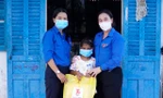Hàng trăm phần quà đến với thiếu nhi vùng sâu, dân tộc tỉnh Sóc Trăng