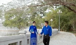 Cặp đôi diện áo Đoàn trong ngày kết duyên