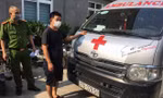 Tài xế nhận chở đôi nam nữ "thông chốt" vào Hà Nội với giá 3 triệu đồng. Ảnh: DT