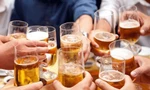 Theo thống kê khoảng 70% người dân Việt Nam đều ít nhiều chịu tác động trực tiếp hoặc gián tiếp của rượu bia. Do đó, Bộ Y tế đã để xuất các phương án bán rượu bia theo giờ... Ảnh minh họa: Internet