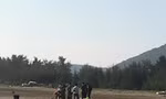 Tá hỏa khi phát hiện thi thể nam giới trôi dạt vào bờ biển