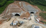Khoét núi, đào hầm dài gần 1 km trên cao tốc đoạn qua Hà Tĩnh