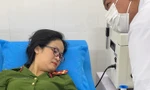 Hai nữ cán bộ công an xã hiến máu cứu bệnh nhân qua cơn nguy kịch
