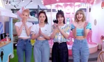 Soi đồ BLACKPINK diện ở Weverse: Lai lịch quần jeans của Jennie và Lisa khiến fan tò mò