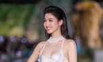 "Thần tiên tỷ tỷ" Phương Nhi giải thích ra sao khi bị chê trình diễn bikini thiếu tự tin?