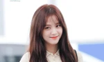 Lần hiếm hoi Jisoo để tóc mái thưa: Hóa ra để che giấu một bí mật không thể nói ra