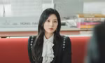 Queen Of Tears: Sự thật về chiếc áo khoác “cả thế giới chỉ có hai” mà Hong Hae In khoe khéo
