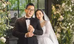 Suốt năm qua, 'vua cá Koi' và Hà Thanh Xuân luôn có động thái vô cùng trái ngược 