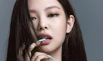 Jennie (BLACKPINK) bỗng dưng hành động bất thường, tự mình để lộ bất lợi ngoại hình