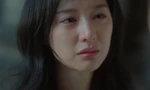 Kỹ năng khóc của Kim Ji Won thăng hạng rõ rệt khi đóng "Queen Of Tears"
