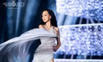 Hoa hậu Việt Nam 2022: Hoa hậu Bảo Ngọc phải đổi giày khi diễn ở phần thi Best in Swimsuit
