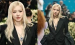 Ai là người chọn cho Rosé BLACKPINK kiểu tóc ướt gây tranh cãi ở Met Gala?