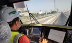 Nhân viên kỹ thuật vận hành đoàn tàu Cát Linh - Hà Đông.