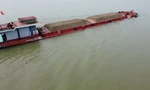 Tàu chở cát có ngọn lọt 'chốt' đường sông: Lãnh đạo Phòng CSGT Hà Nội nói gì?
