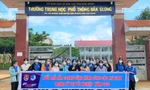 Nhiều sĩ tử vượt 100 km đồi núi đi thi, đoàn thanh niên 'lên dây cót' tiếp sức Gen Z vượt vũ môn