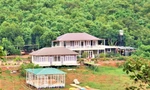 Khu nghỉ dưỡng dựng trên đất thuộc lòng hồ thủy điện Đắk R'tih