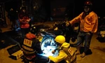 Biệt đội cứu hộ xe máy xuyên Tết