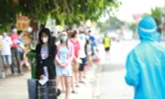 Bình Dương di chuyển 23.000 F0 ở tuyến dưới đến BV Dã chiến, không để F0 phải chờ