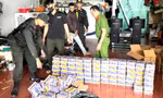 Cảnh sát kiểm tra căn nhà không số, phát hiện kho pháo nổ ‘khủng’
