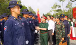 Lãnh đạo Bộ Quốc phòng thăm, tặng quà đoàn quân đội các nước luyện tập diễu binh, diễu hành