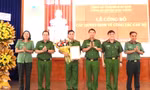 Trao quyết định của Bộ trưởng Bộ Công an về công tác cán bộ