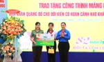 Trao giải thưởng Kim Đồng, tặng nhà khăn quàng đỏ cho thiếu nhi Bình Dương
