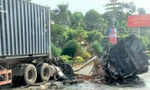 Giải cứu 3 người mắc kẹt khi đầu xe container văng giữa đường sau tai nạn