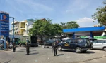 Khám xét hàng loạt điểm kinh doanh xăng dầu của ba doanh nghiệp ở TP.HCM và Bình Phước