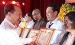 'Hiệp sĩ hút đinh' ở Bình Dương được tuyên dương gương tiêu biểu làm theo lời Bác