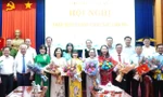 Trao quyết định của Giám đốc Công an Bình Dương về công tác cán bộ