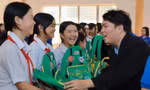 Ấm áp chương trình Tháng Ba biên giới của tuổi trẻ Bình Dương