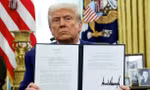 Người Mỹ gánh chịu 'cú sốc kép' từ việc đánh thuế của ông Trump 