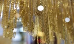 Giá vàng thế giới tăng như vũ bão giữa căng thẳng thương mại 