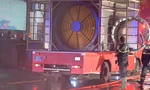100 cảnh sát cùng 17 xe cứu hỏa dập lửa vụ cháy dãy nhà kho ở TPHCM