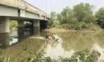 Tìm thấy thi thể bé trai trên sông sau 1 ngày mất tích