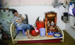 Mất chỗ ngủ, đi ủng cả ngày trong nhà vì triều cường ở TPHCM
