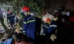 Sập hầm khi khai thác vàng trái phép, hai người mắc kẹt trong hang sâu