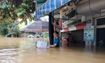 Thành phố Yên Bái chìm trong biển nước, cô lập nhiều phường xã