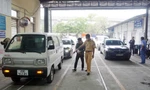 Trung tâm đăng kiểm ở Hà Nội hoạt động ra sao sau 1 tuần được CSGT hỗ trợ