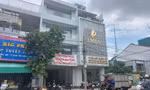 Doanh nghiệp bất động sản đóng cửa hàng loạt
