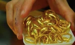 Giá vàng nhẫn tròn trơn bất ngờ lao dốc 
