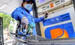 Giá xăng E5 RON 92 lên mức 23.625 đồng/lít xăng, E5 RON 95 lên mức 24.816 đồng/lít. 