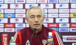 HLV Bert van Marwijk tỏ ra thận trọng khi UAE đối đầu Việt Nam. (ảnh NA.)