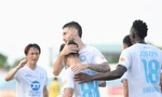 Tuấn Anh có chức vô địch V-League với Thép Xanh Nam Định (ảnh Hữu Đương)