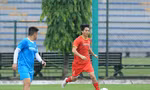 Tiền vệ Nguyễn Tuấn Anh trở lại sẽ giúp HLV Park Hang-seo giảm cơn đau đầu ở tuyển giữa đội tuyển Việt Nam. (ảnh Anh Đoàn)