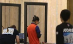 Trịnh Thu Vinh và nỗi buồn trượt vé dự vòng chung kết 25m súng hơi cá nhân nữ Asiad 19 (ảnh Linh Hoàng)
