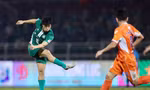 Công Phượng thua Bùi Tiến Dũng trên chấm 11m, SHB Đà Nẵng trụ hạng V-League 