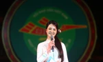 Á hậu Thụy Vân ngâm thơ tại đêm thơ Hoàng thành Thăng Long