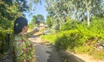 Người dân được cấp sổ đỏ đất ở từ năm 2009, nhưng đến nay vẫn chưa có đất để xây nhà Ảnh: Trương Định 